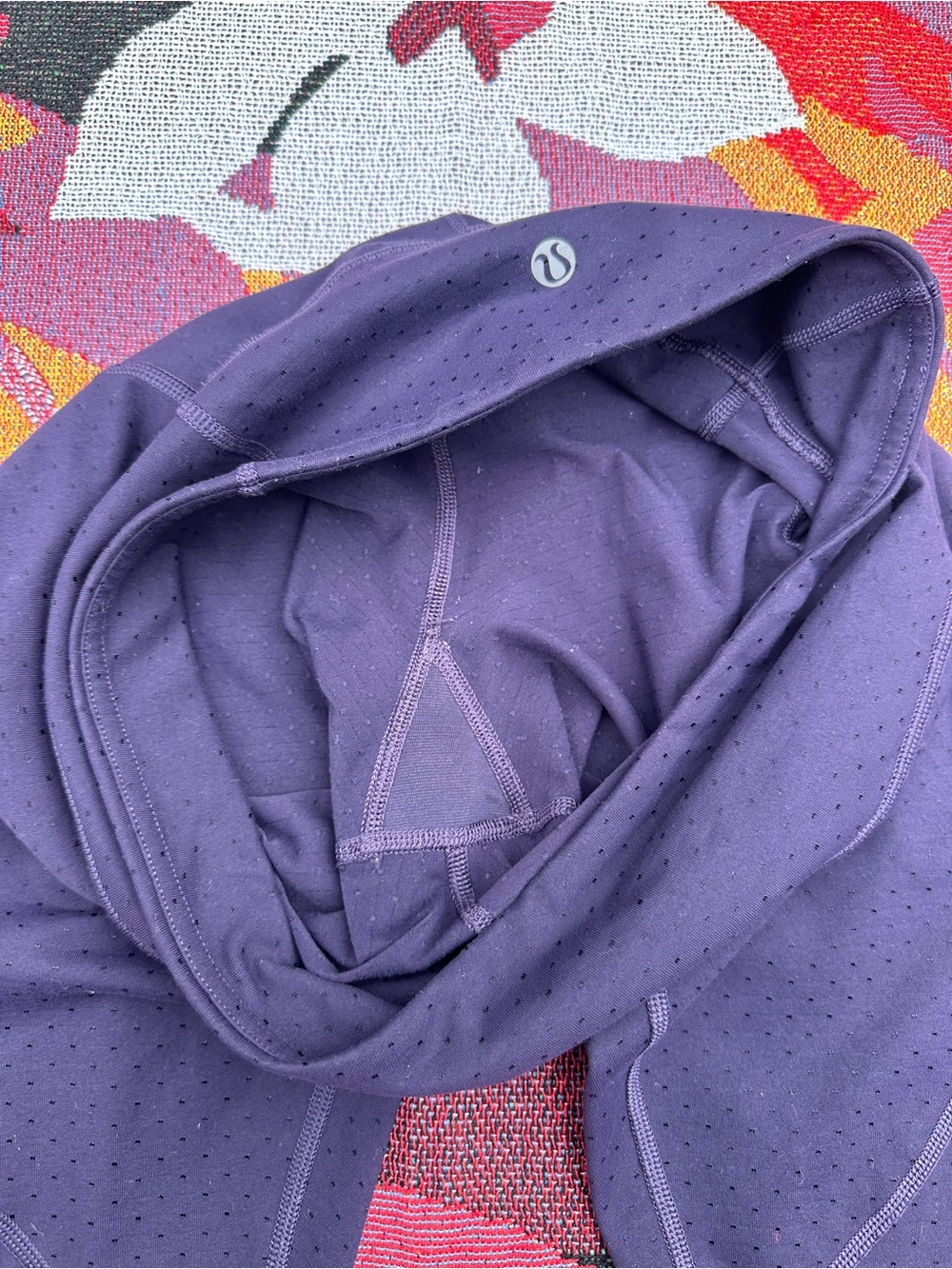 Lululemon Emerge Renewed Crop Shine Dot Black Grape - Picture 6 of 9